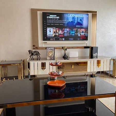 Appartement De Luxe A Peninsula Casablanca Bagian luar foto