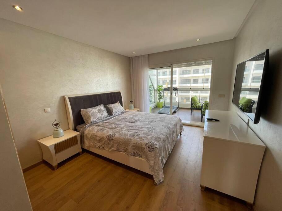 Appartement De Luxe A Peninsula Casablanca Bagian luar foto
